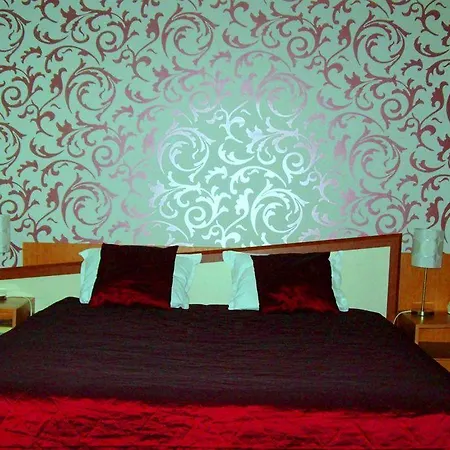 Hotell Millenium 3*